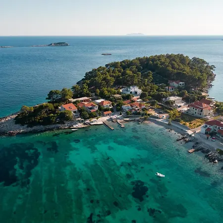 The Plaza Ground Floor Prizba