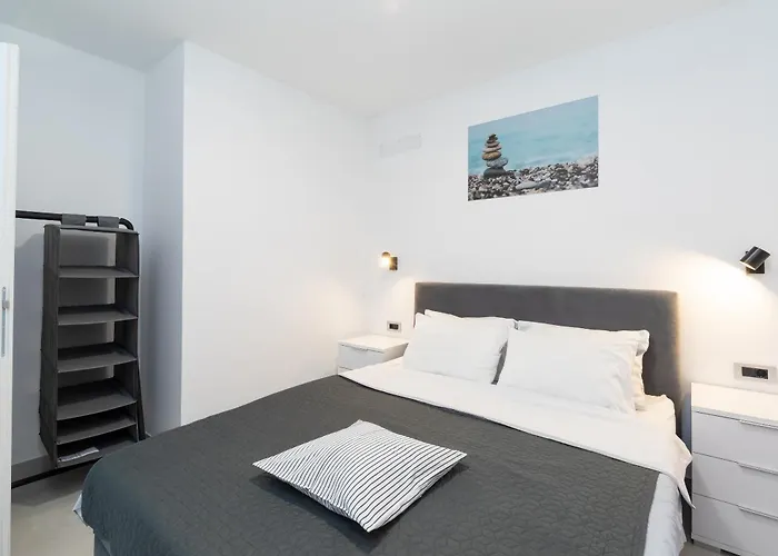 The Plaza Ground Floor شقة *