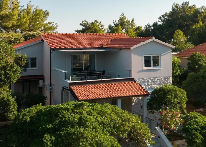 شقة The Plaza Ground Floor