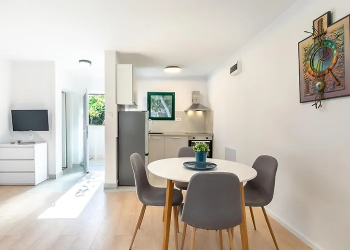 شقة The Plaza Ground Floor